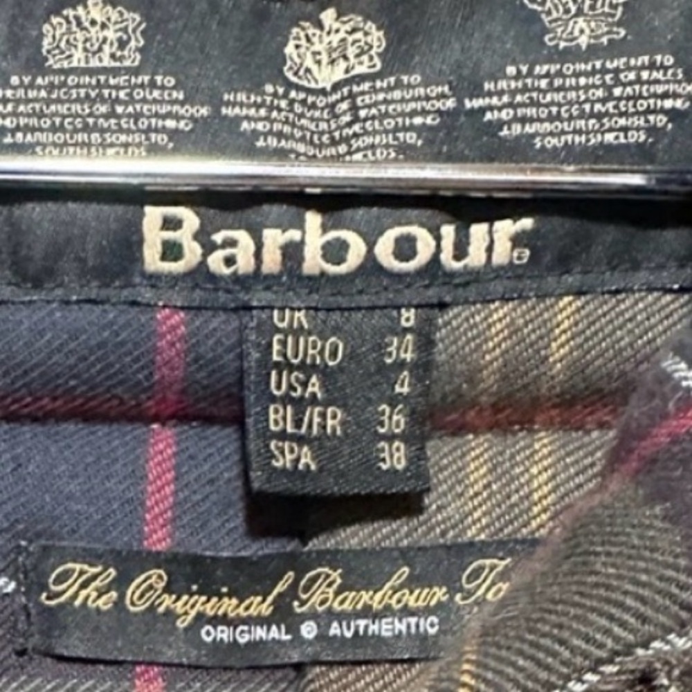 Barbour Utility Jacket with hood size 4 USA - Picture 8 of 8